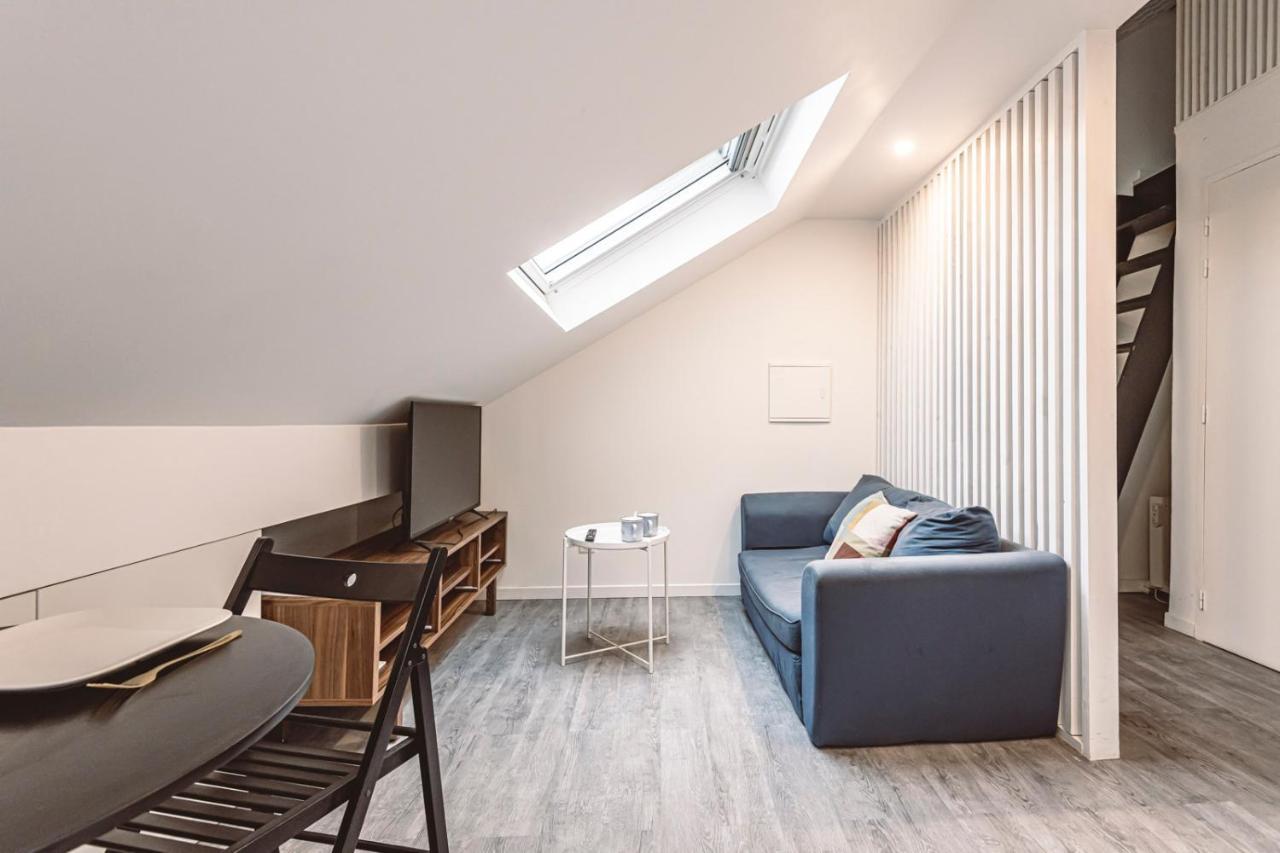 Le Coquet Logement Climatise Face A La Cathedrale - 3G Reims Kültér fotó