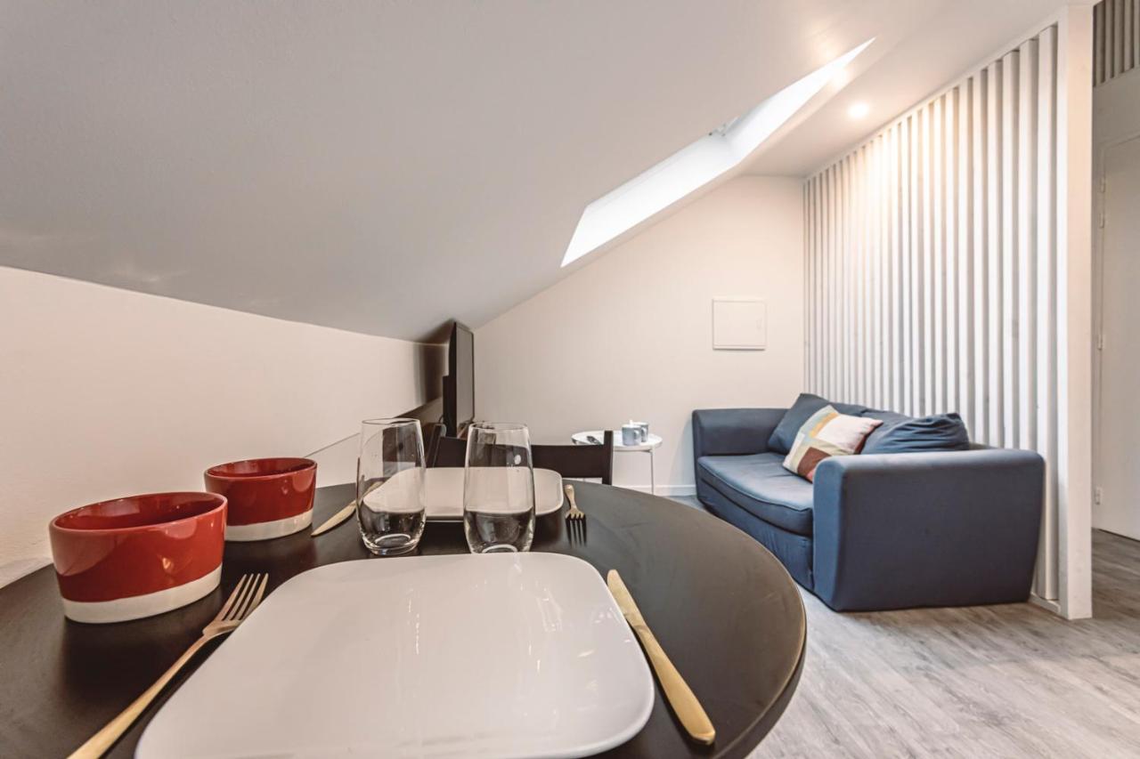 Le Coquet Logement Climatise Face A La Cathedrale - 3G Reims Kültér fotó