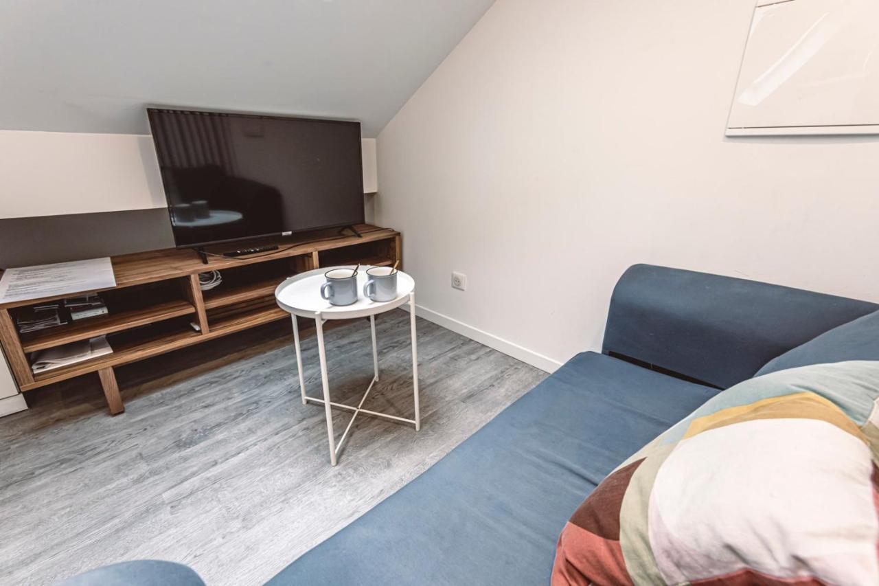 Le Coquet Logement Climatise Face A La Cathedrale - 3G Reims Kültér fotó