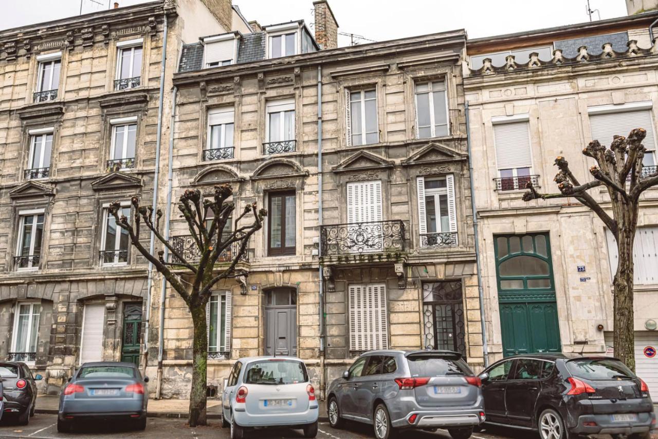 Le Coquet Logement Climatise Face A La Cathedrale - 3G Reims Kültér fotó